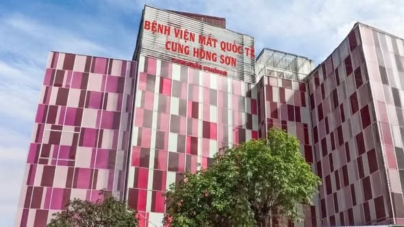 Giải phóng tầm nhìn, chăm sóc đôi mắt sáng khỏe sau những mùa áp lực